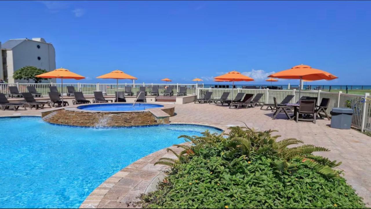 Ocean Breeze Retreat 2Bed 2Bath, Heated Pool! Apartment Саут Падре Алънд Екстериор снимка