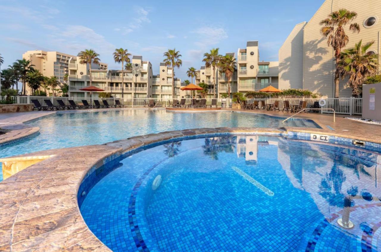 Ocean Breeze Retreat 2Bed 2Bath, Heated Pool! Apartment Саут Падре Алънд Екстериор снимка
